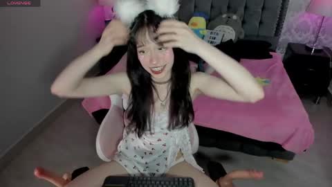 kumicatt  online show from 05.19.26