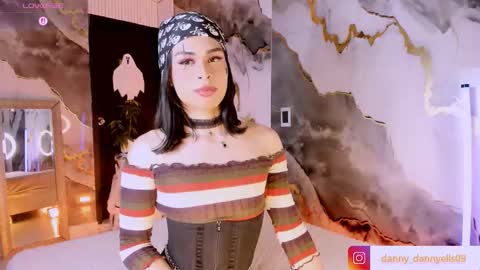 Snapshot of kitty__sexy_ chatting on 10.30.25 dann  online show from 10.30.25