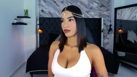 Snapshot of kitty_collins_ chatting on 06.01.26 Kitty online show from 06.01.26