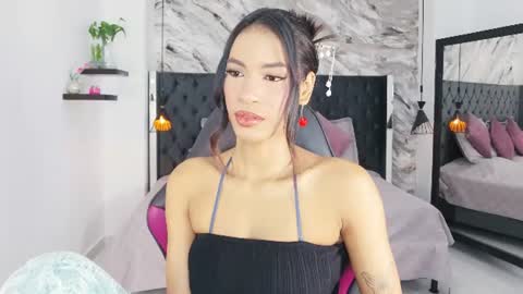 Snapshot of kitty_collins_ chatting on 06.24.26 Kitty online show from 06.24.26