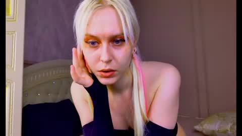 Evelyn online show from 06.18.26
