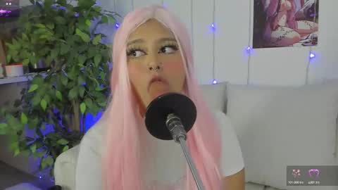 Snapshot of kitty_kath1 chatting on 10.23.25 kath online show from 10.23.25