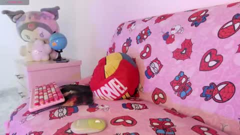 Snapshot of kitty_kryss chatting on 07.14.26 kitty_kryss online show from 07.14.26