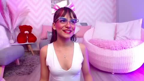 KITTY online show from 09.22.25