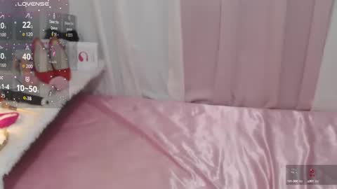 kitty for you online show from 09.12.25