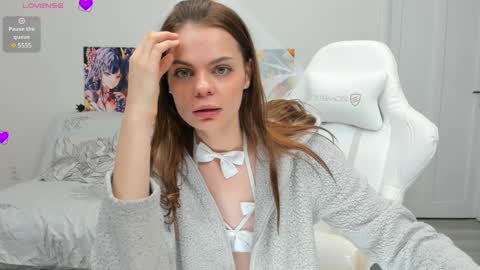 Emilly online show from 12.07.24