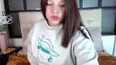 Snapshot of kitty_vibes_ chatting on 11.02.25 K I T T Y online show from 11.02.25