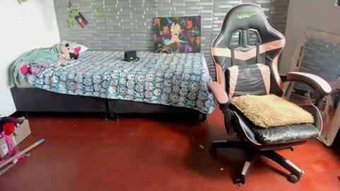 violet online show from 09.27.25