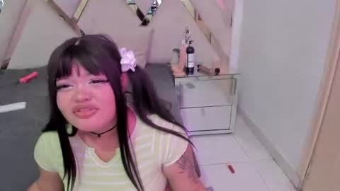 Snapshot of kittyhtx chatting on 12.22.24 kittyhtx online show from 12.22.24