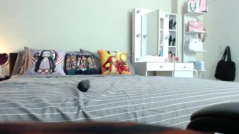 Snapshot of kittykat18x chatting on 12.06.24 Isabel online show from 12.06.24