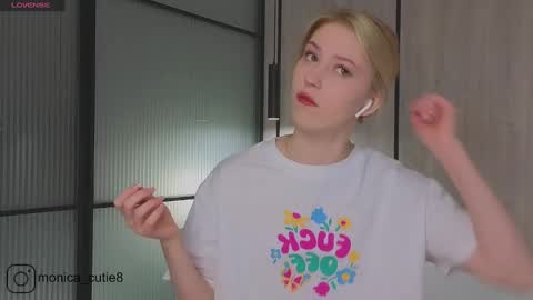 Monika online show from 02.28.25