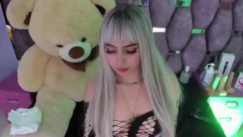 kittylovely  online show from 03.08.25