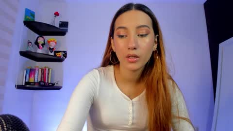 Snapshot of kittyrush_ chatting on 11.06.25 kitty online show from 11.06.25