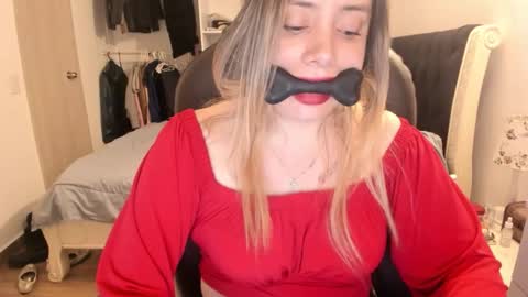 kittywantslove23 online show from 09.16.25