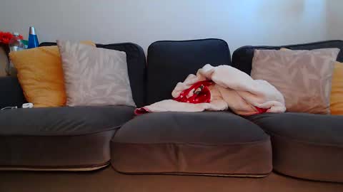 Kittyymaze online show from 12.20.25