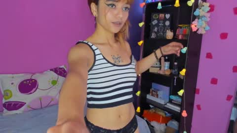 Snapshot of kittyzenn chatting on 12.26.24 Kitty Zen online show from 12.26.24