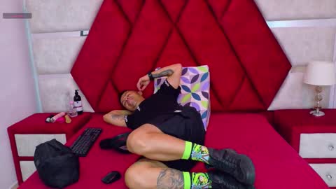 Luisa y Jairo online show from 11.01.25