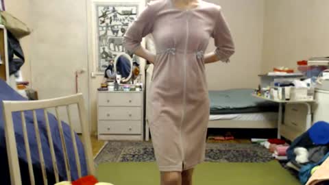 Snapshot of kiuminberry chatting on 12.22.24 KiuminBerry online show from 12.22.24