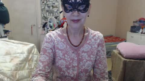 Snapshot of kiuminberry chatting on 07.04.26 KiuminBerry online show from 07.04.26