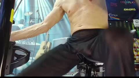 kiveuxmakeu online show from 09.27.25