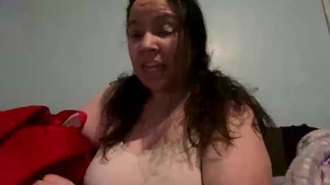 Snapshot of kivs19 chatting on 02.19.25 kivs19 online show from 02.19.25