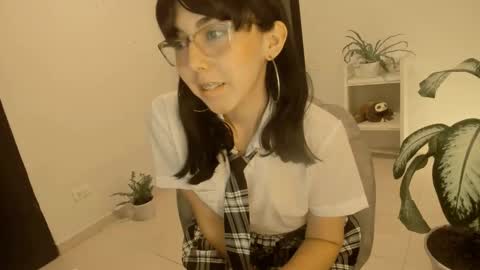 Little piece of fruit online show from 01.09.25