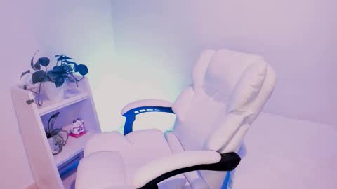 Little piece of fruit online show from 11.28.25