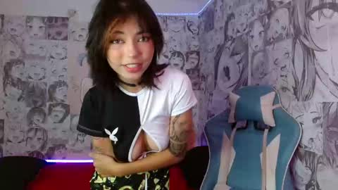 Snapshot of kiyusweetcrazy chatting on 02.26.25 kiyu online show from 02.26.25