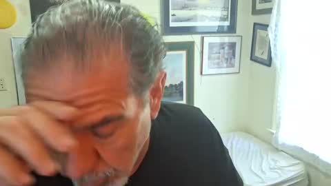 kkevinp2025 online show from 09.14.25