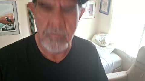 kkevinp2025 online show from 09.15.25