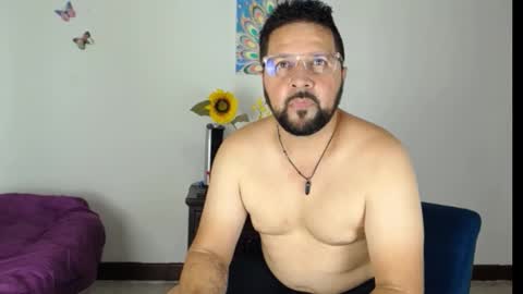 Snapshot of klarck_ chatting on 12.25.24 Klarck online show from 12.25.24