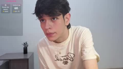 Snapshot of klaus_sunrise chatting on 01.08.26 klaus online show from 01.08.26