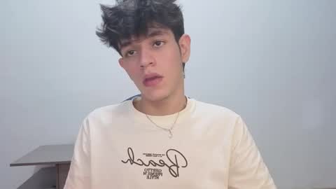 Snapshot of klaus_sunrise chatting on 01.15.26 klaus online show from 01.15.26