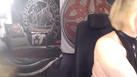 Snapshot of kleiner_teufel chatting on 03.02.25 Michelle online show from 03.02.25