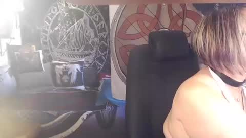 Michelle online show from 05.10.26