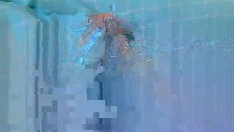 Snapshot of kleinermaxi chatting on 02.17.25 Max online show from 02.17.25