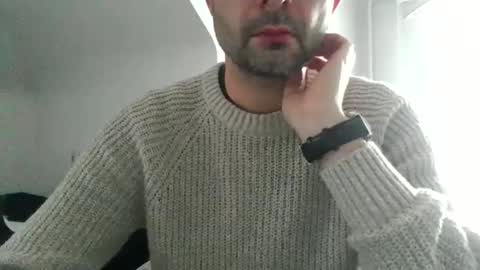 Snapshot of kleinyves chatting on 01.09.26 kleinyves online show from 01.09.26