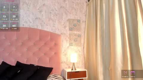 Snapshot of kleo_helenos chatting on 10.01.25 KLEO online show from 10.01.25