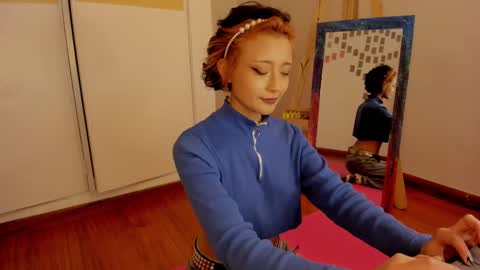 Snapshot of kleo_o chatting on 10.02.25 Kleo online show from 10.02.25