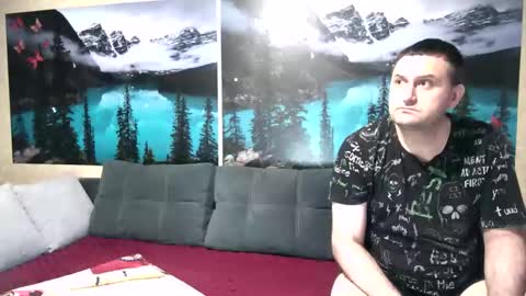 Kleosnow online show from 10.14.25