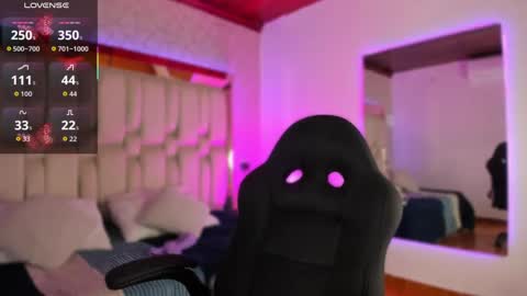   online show from 09.30.25