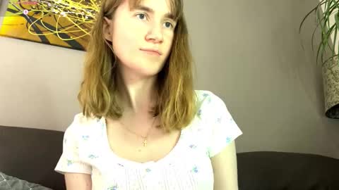 Snapshot of kleya_ chatting on 09.08.25 Kleya online show from 09.08.25