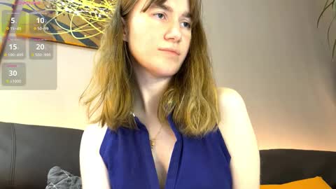 Snapshot of kleya___ chatting on 10.25.25 Kleya online show from 10.25.25