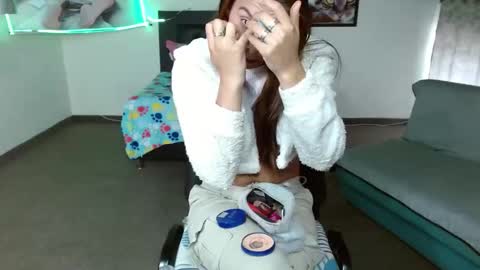 Snapshot of kloe_deker chatting on 03.07.25 Kloe deker online show from 03.07.25