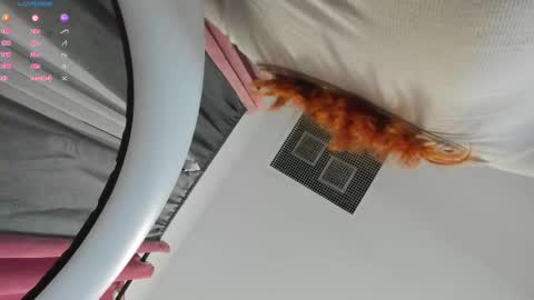 Snapshot of kloe_raize chatting on 09.17.25 Kloe online show from 09.17.25