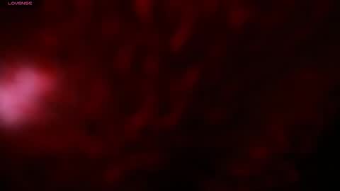 Snapshot of kloelamaravilla18 chatting on 12.17.25 kloelamaravilla18 online show from 12.17.25