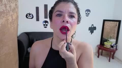 Kloe  online show from 10.30.25