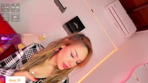 Kloey  online show from 01.04.25