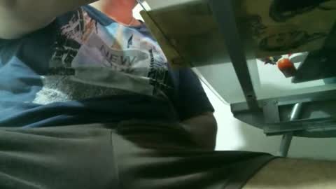 Snapshot of knickfranco chatting on 11.17.25 knickfranco online show from 11.17.25