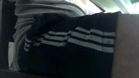 Snapshot of knickfranco chatting on 02.19.26 knickfranco online show from 02.19.26